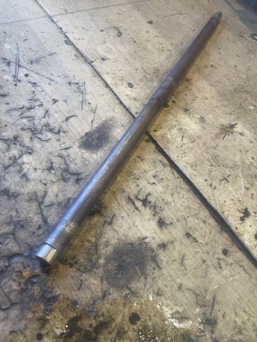 Rear roller shaft - rear,