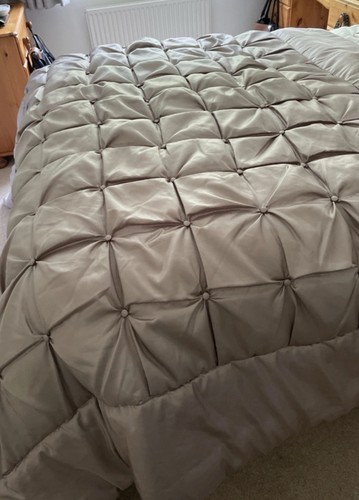 Bed spread - bed,