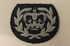 MILITARY CLOTH BADGE RAF ROYAL