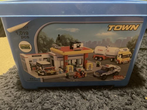 Box full good - box,