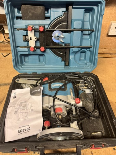 Erbauer 2100w 230 240v corded - 2100w,