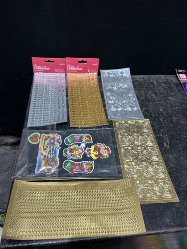 Joblot christmas outline - christmas, &