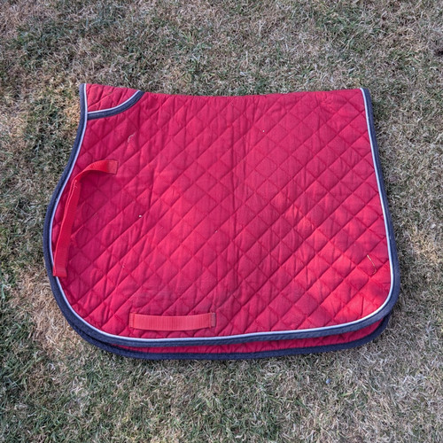 Red quilted horse - , numnah