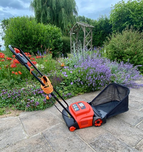 Black decker gd300 lawn - decker,