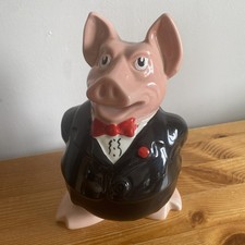 Natwest Pig Wade Sir Nathaniel