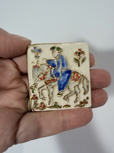 Vintage ceramic broach