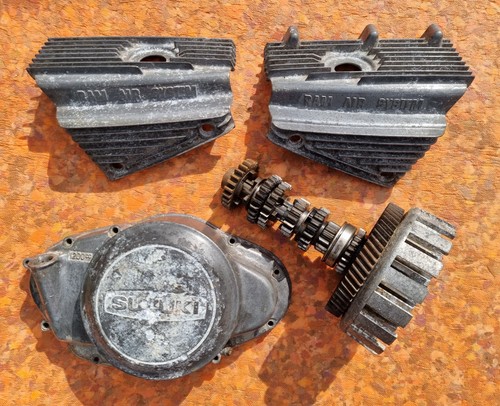 Vintage suzuki gt250 engine - suzuki,