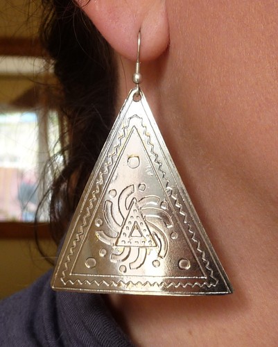 Silver metal oriental - metal,