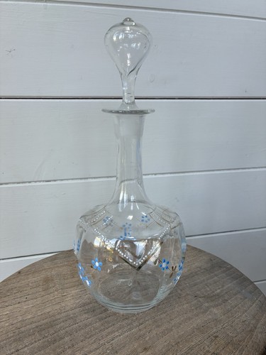 Pretty victorian hand - a, blown