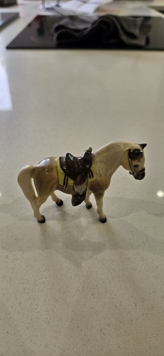 Hagen renaker minature horse - hagen,