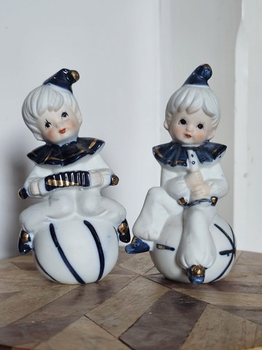 Pair vintage porcelain pierrot - pair,