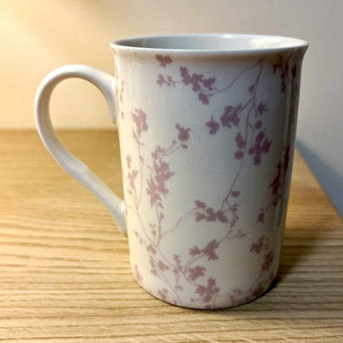 Set pink and white - and,