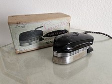 Retro 1950s Vintage "Smoothie" Portable Electric Travel Iron Lucas Holder & Co.