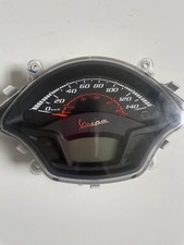 2019 vespa gts 300 speedometer/ Clocks 200miles