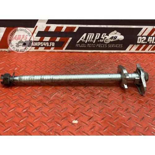 Rear wheel axle kawasaki er6 - rear,
