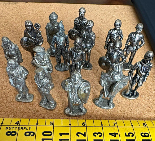 Unpainted metal toy - 16,