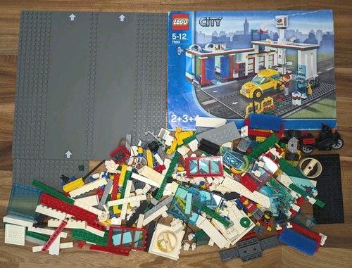 Lego 7993 service station - service,