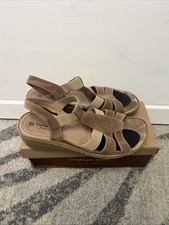 Cushion Walk Women’s Sandals
