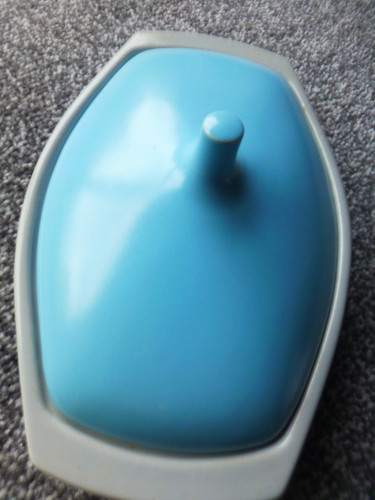 Poole pottery twintone ice - poole,