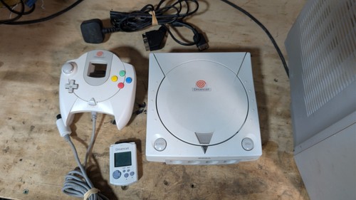 Sega dreamcast hkt 3000 - sega, hkt-3000