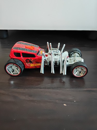 Hot wheels monster action - hot,