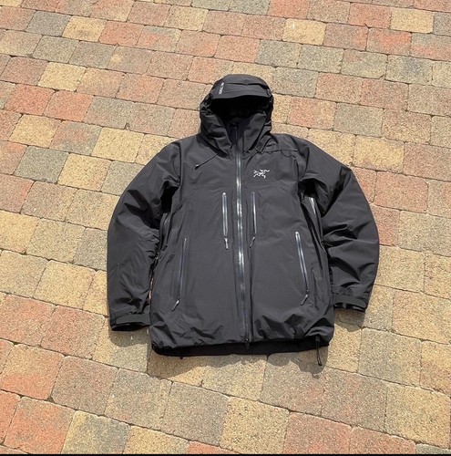 Authentic black arc teryx - authentic, arc’teryx