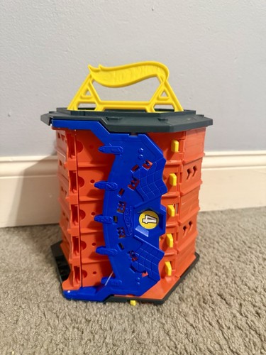Hot wheels roll - roll, out
