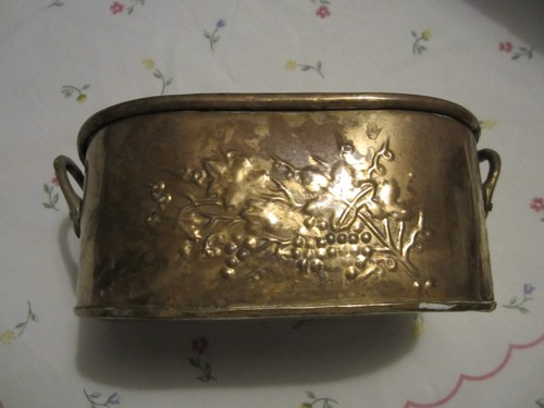 Vintage small brass oval - vintage,