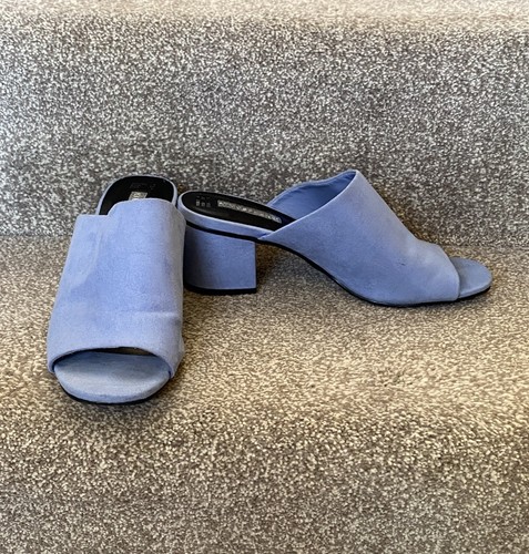 Atmosphere pale blue faux - blue,