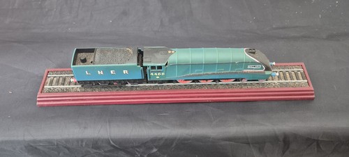 Class mallard train sun - class,