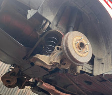 Ford Focus Mk3 2011-2014  hatchback  complete drum brake rear axle breaking 390