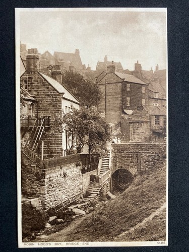 Bridge end robin hoods bay - robin,