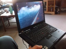 Thinkpad T400 Laptop 2.40 GHz
