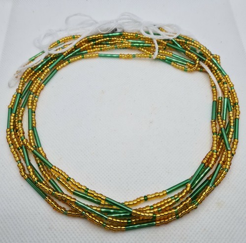 Screw waist beads green - on,