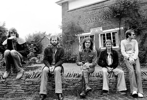 Trevor lucas jerry donahue - trevor,
