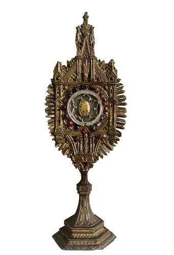 Large antique gothic - antique,