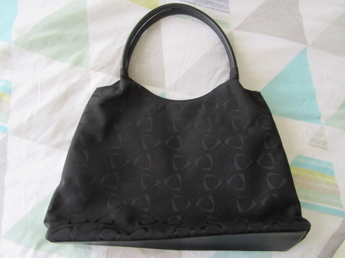 Liz claiborne black fabric - claiborne,