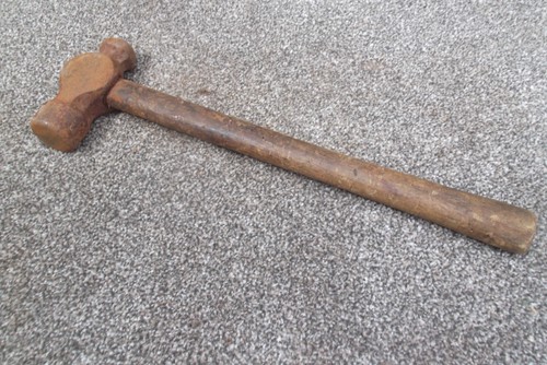 Vintage blacksmiths 2lb - vintage,