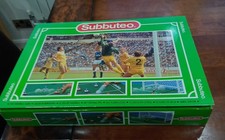 Subbuteo Table Football BOXED SET No 60140 RED & BLUE TEAMS Pitch Goals Balls