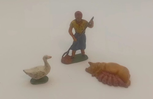 Vintage lead toys - lead, pig