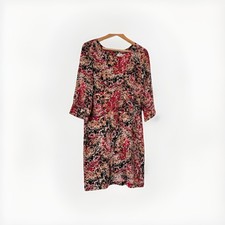 Marilyn Moore Red Beige Black