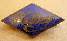 VINTAGE AUTOMOBILIA ENAMEL