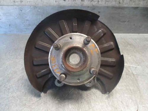Front left wheel hub - front,
