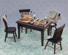 Miniature Dolls House 1/12th