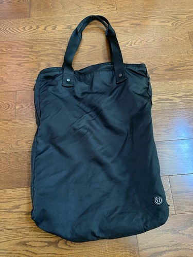 Black lululemon tote - black,