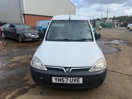 Vauxhall combo cdti 100 - vauxhall,