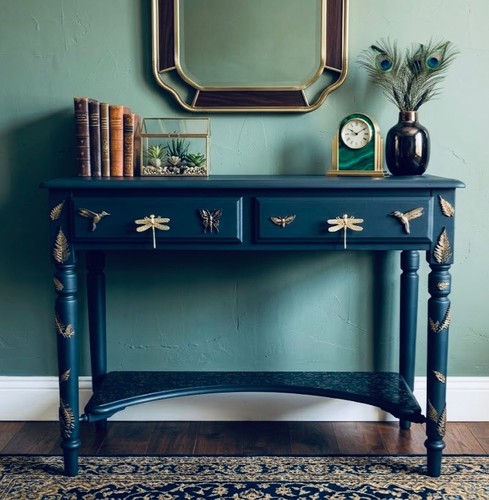 Ducal hand painted - , side
