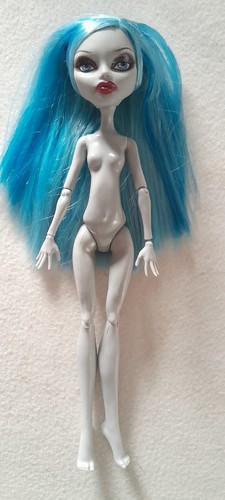 Monster high ghoulia - monster,