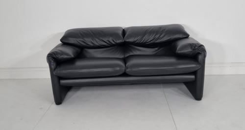 Cassina maralunga seater in - maralunga,