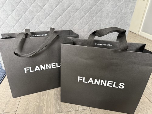 Flannels black paper gift bag - black,